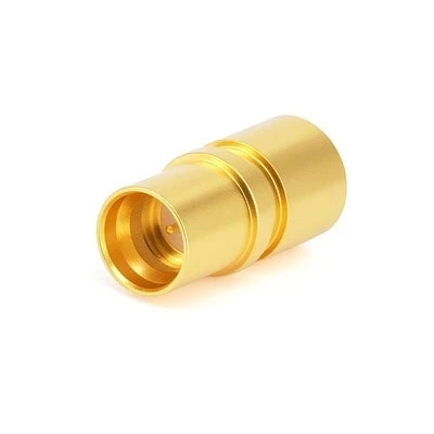 Como as cargas de RF se comparam aos capacitores em aplicações de RF?